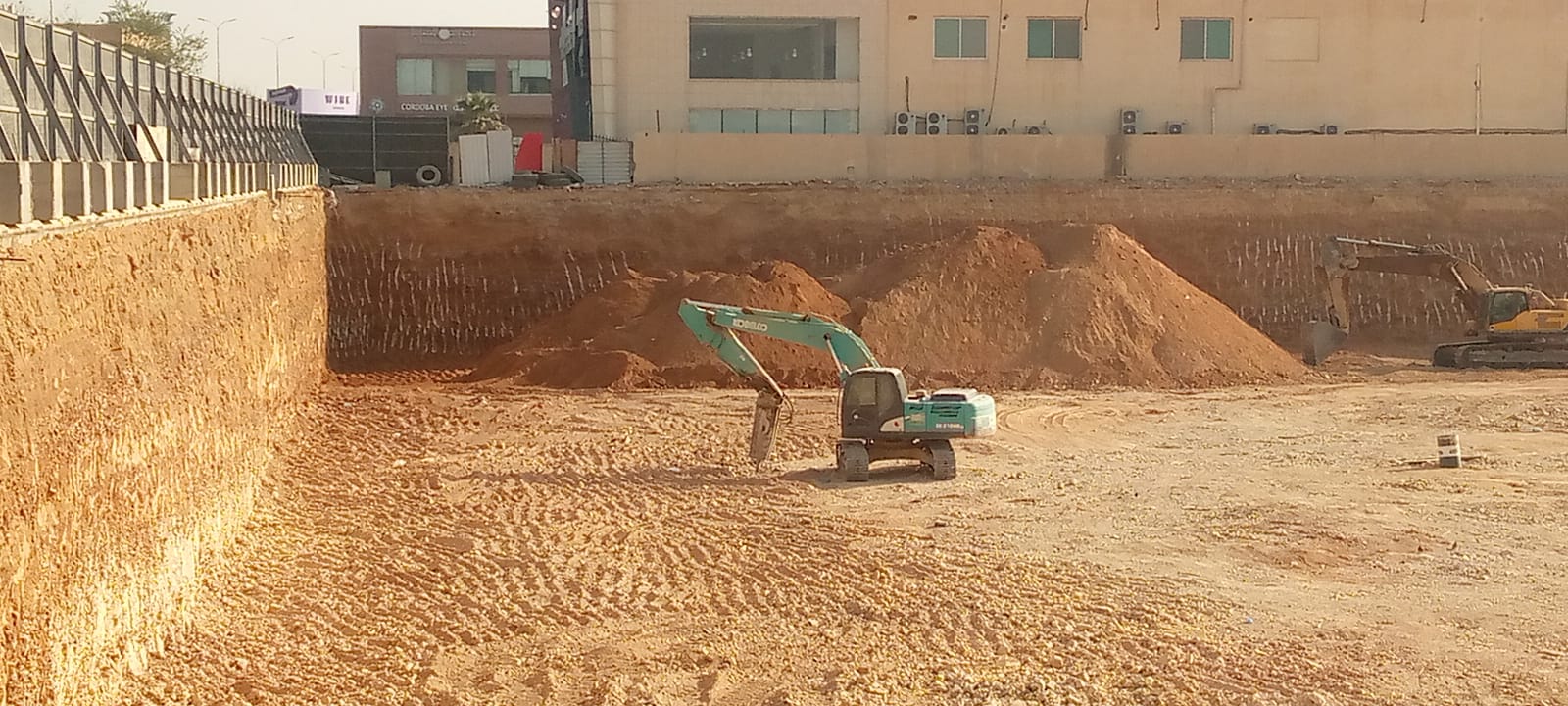 مشروع حفريات وتجهيز موقع